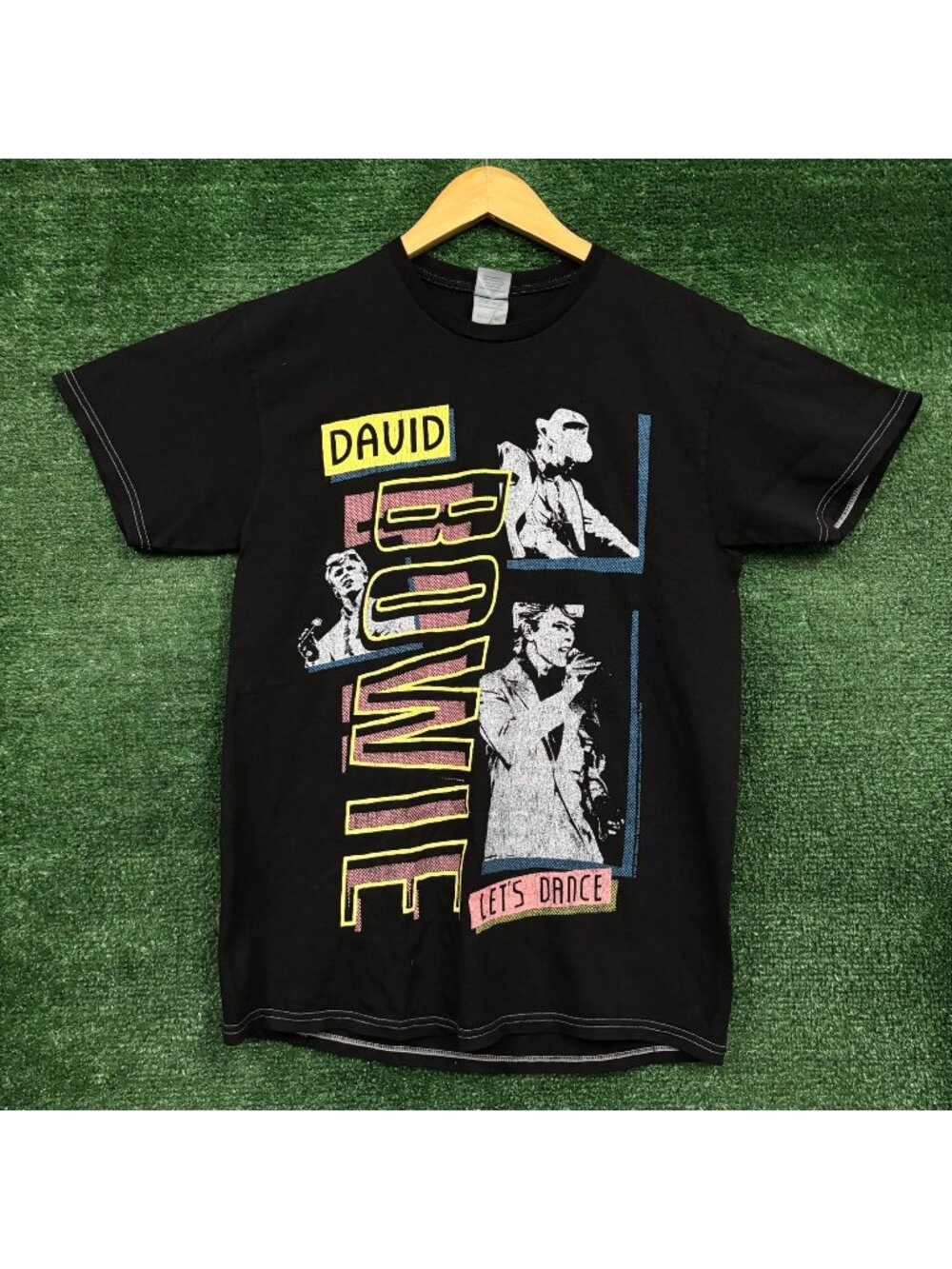 David Bowie Lets Dance Album Rock T-Shirt Size Medium